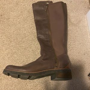 Women Dr. Scholls brown leather boots